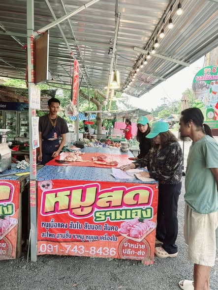 เมื่อวันที่ 10 กุมภาพันธ์ 2569
นายชูชัย อุดมศรีโยธิน นกยกเทศมนตรีตำบลช้างซ้าย มอบหมายให้ งานจัดเก็บรายได้ กองคลัง ลงพื้นที่ให้ความรู้ประชาสัมพันธ์เรื่อง ภาษีที่ดินและสิ่งปลูกสร้างและภาษีป้าย